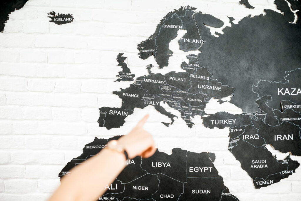 Relocation to Europe, moving to Europe with Bernard Movers, Long Distance Movers, long distance moving Chicago