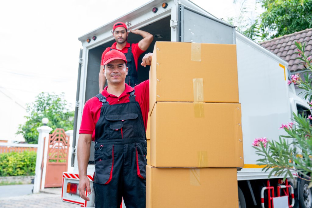 movers near me, local movers near me, top movers near me, chicago movers,