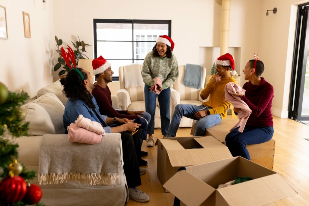 Moving Chicago during Christmas, Holidays