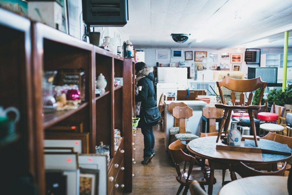 local furniture removalists