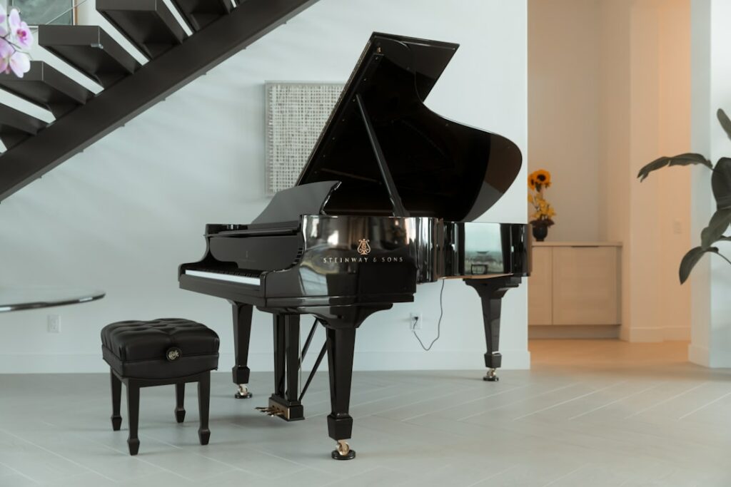 cost to ship a piano